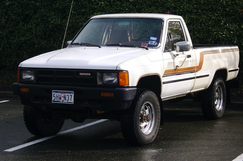 Hilux 84